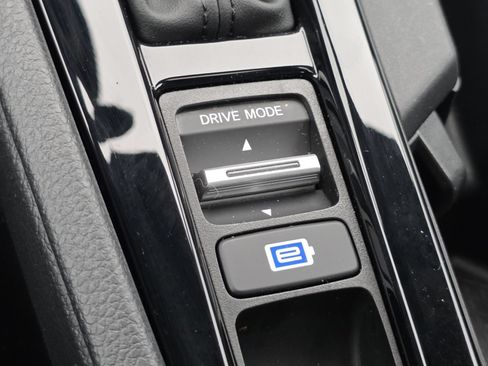 Used 2023 Honda Accord Sport image 7
