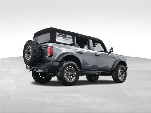 New 2025 Ford Bronco 4-Door image 28