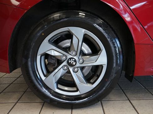 Used 2021 Kia K5 LX FWD image 50