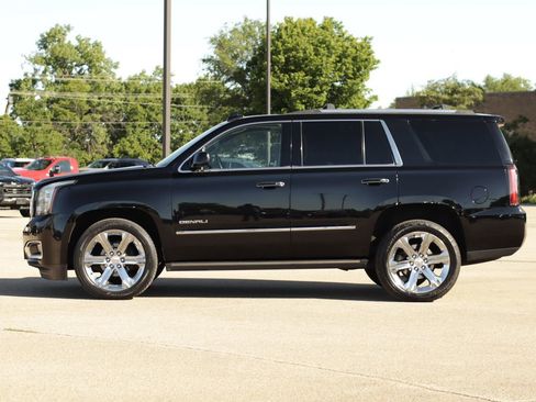 Used 2015 GMC Yukon Denali w/ Premium Package AWD/4WD image 4