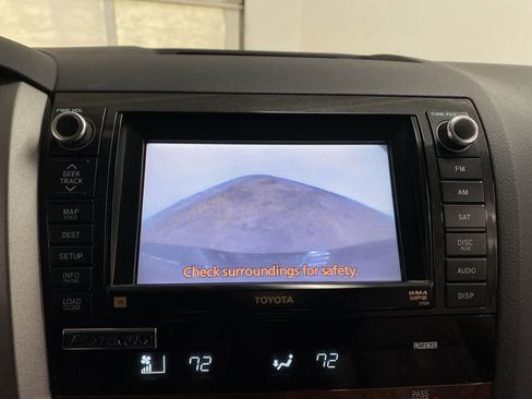 Used 2013 Toyota Tundra Platinum image 25