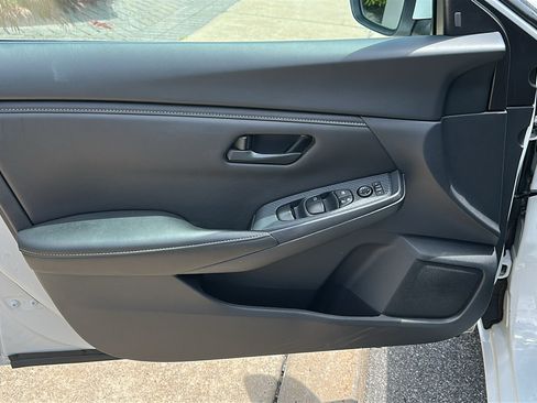Certified 2024 Nissan Sentra S FWD image 12
