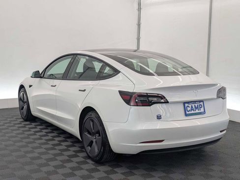 Used 2023 Tesla Model 3 Standard Range RWD image 4