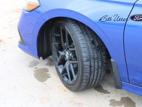 Used 2024 Honda Civic Sport image 9