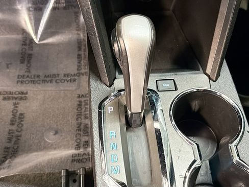 Used 2011 Chevrolet Equinox LT w/ All-Star Package image 16