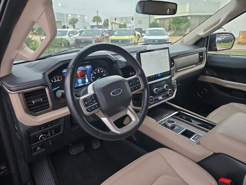 Used 2024 Ford Expedition Max Limited image 10