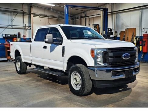 Used 2017 Ford F250 XL w/ Power Equipment Group image 1