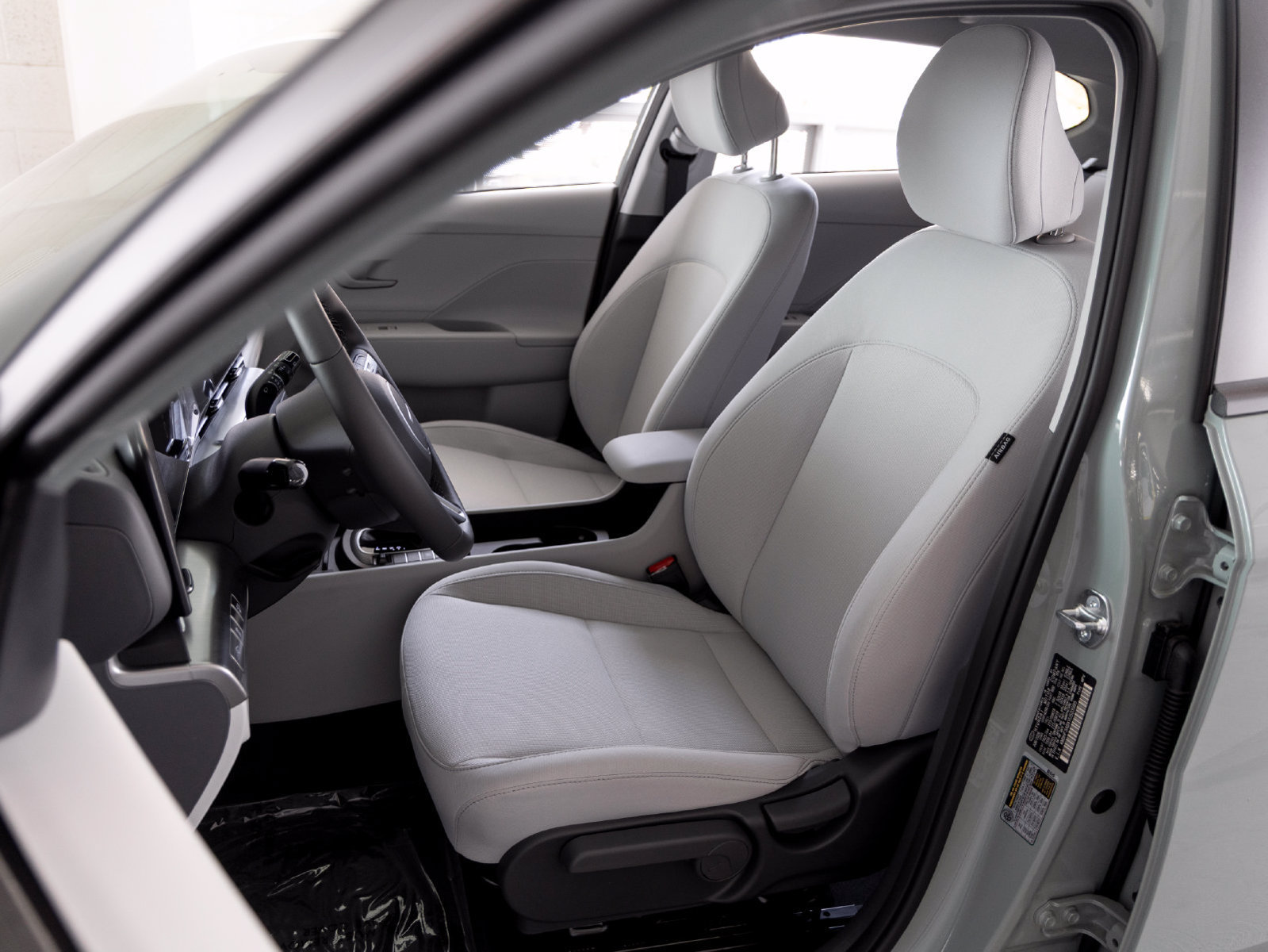 New 2027 Hyundai Kona SEL Sport FWD image 10