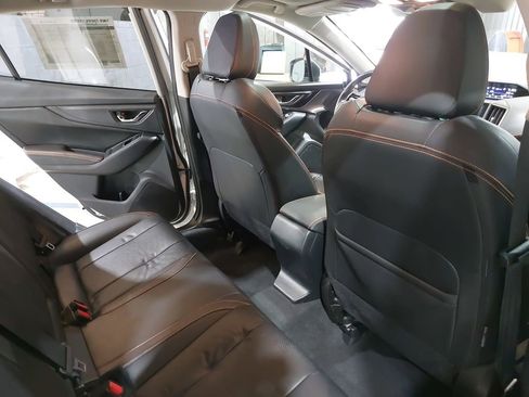 Used 2018 Subaru Crosstrek 2.0i Limited image 11