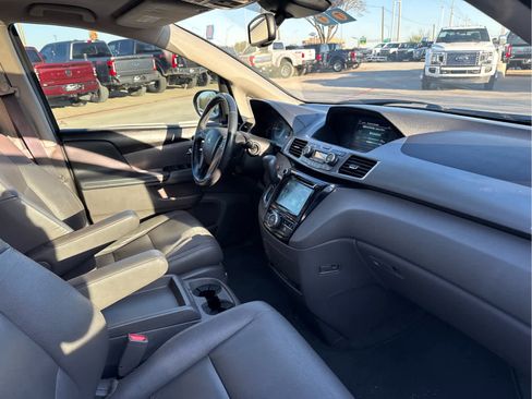 Used 2016 Honda Odyssey EX-L image 7