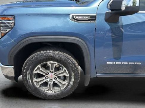 Used 2024 GMC Sierra 1500 SLT AWD/4WD image 33