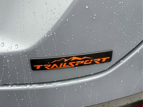 New 2025 Honda Pilot TrailSport image 13