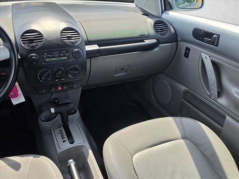 Used 2002 Volkswagen Beetle GLX FWD image 18