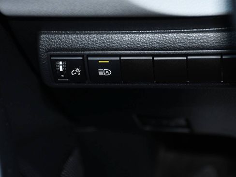 Used 2021 Toyota Corolla SE w/ Carpet Mat Package (TMS) FWD image 27