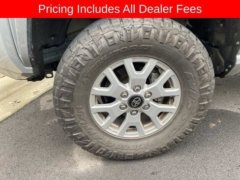 Used 2024 Toyota Tacoma SR AWD/4WD image 2