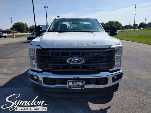 New 2026 Ford F250 XL w/ XL Driver Assist Package image 2