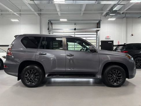 Used 2023 Lexus GX 460 Premium w/ Premium Package AWD/4WD image 8