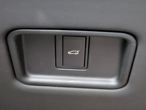 Certified 2024 Land Rover Range Rover Sport SE AWD/4WD image 15