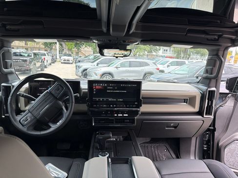 Used 2026 GMC Hummer EV 4x4 Crew Cab image 19