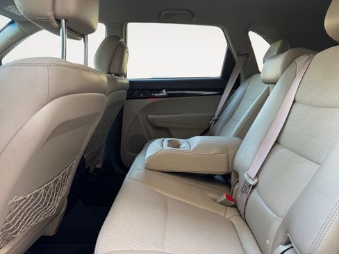 Used 2012 Kia Sorento EX FWD image 13