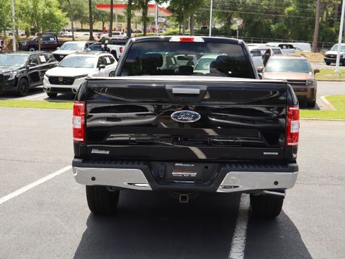 Used 2018 Ford F150 XLT w/ Equipment Group 302A Luxury AWD/4WD image 8