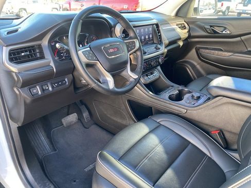 Used 2023 GMC Acadia Denali image 32
