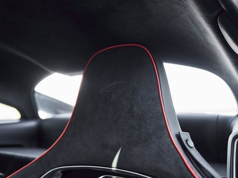 Used 2023 McLaren Artura RWD image 47