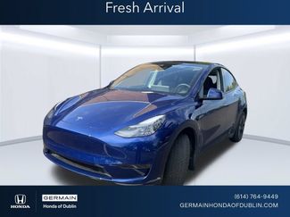 Used 2024 Tesla Model Y Long Range RWD video 1