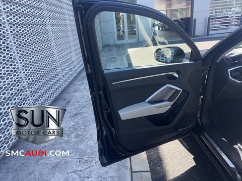 Certified 2025 Audi Q3 2.0T Premium Plus w/ Premium Plus Package image 30