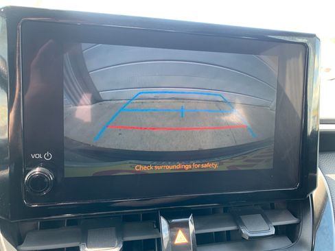 Used 2024 Toyota Corolla LE FWD image 18