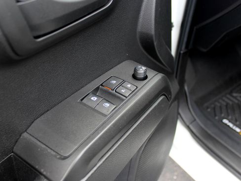 Used 2022 Toyota Tacoma SR image 29