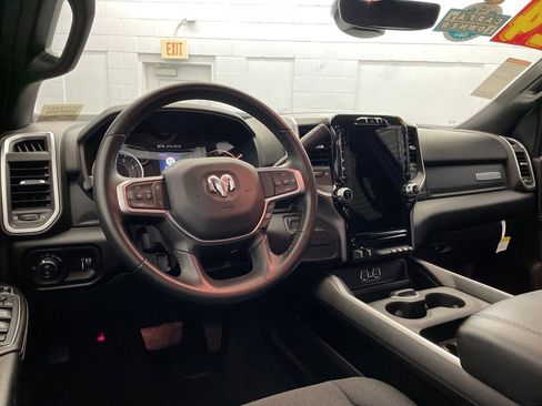 Certified 2024 RAM 2500 Big Horn w/ Sport Appearance Package image 9