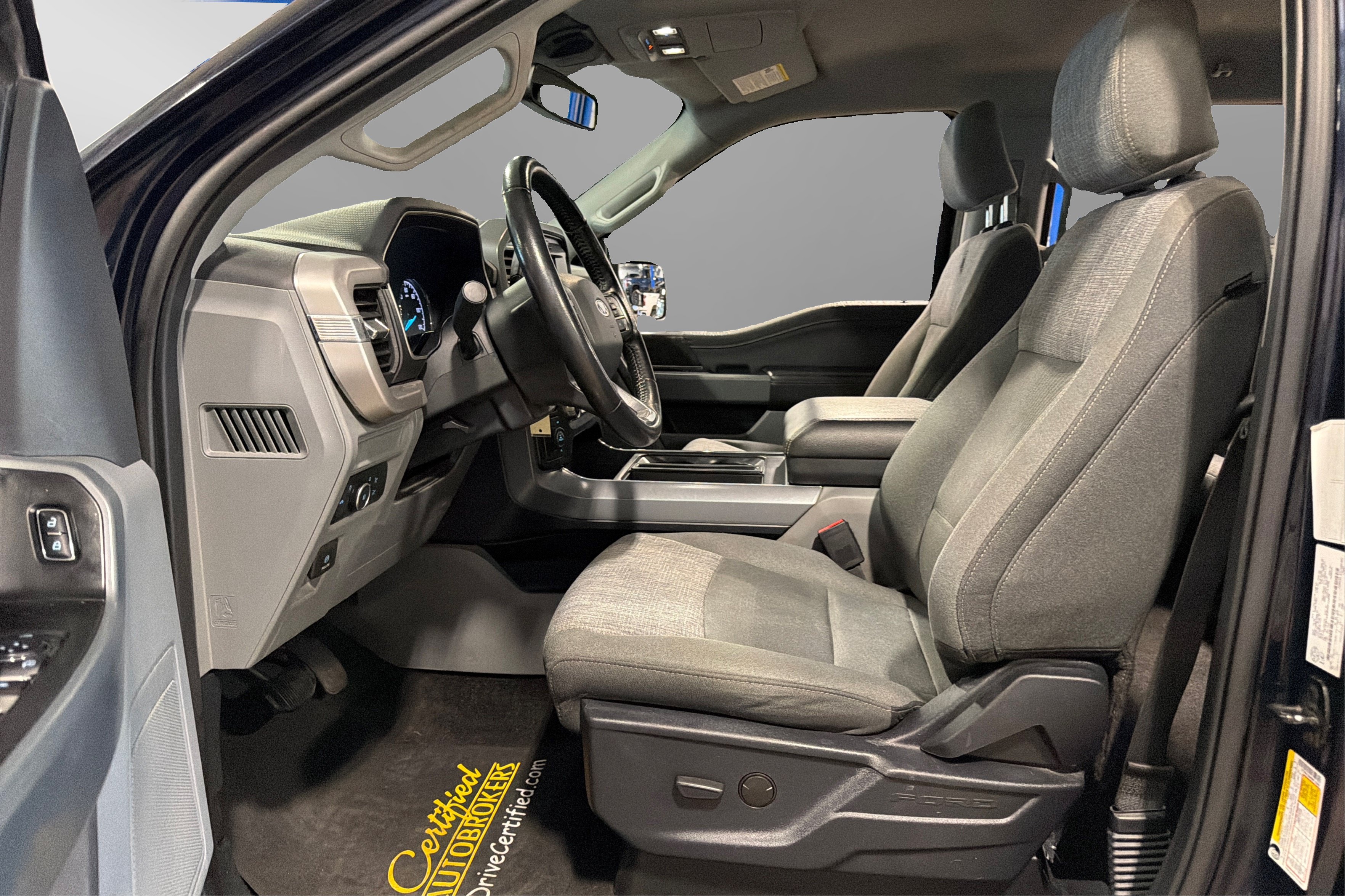 Used 2022 Ford F150 XLT w/ Equipment Group 301A Mid AWD/4WD image 18