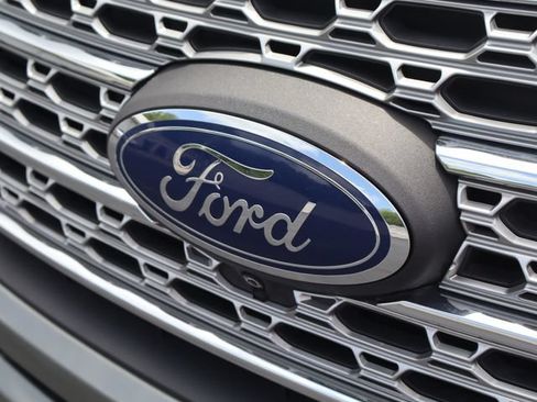 Used 2020 Ford Explorer Limited RWD image 49