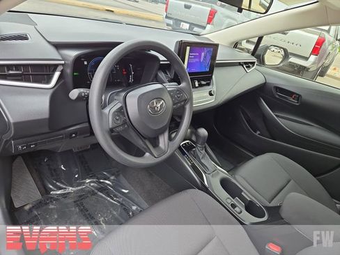 Certified 2026 Toyota Corolla LE w/ LE Premium Package FWD image 23