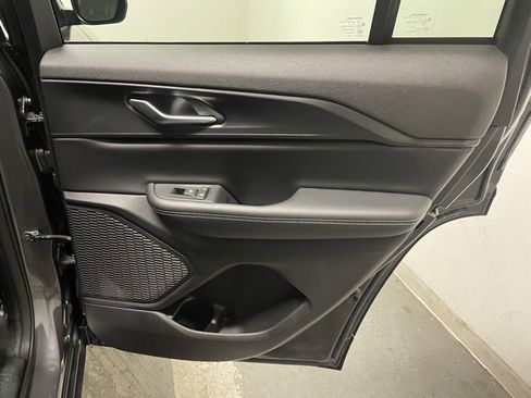 Used 2024 Jeep Grand Cherokee Laredo X w/ Trailer Tow Package image 22