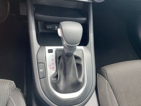 Used 2021 Kia Forte LXS FWD image 38