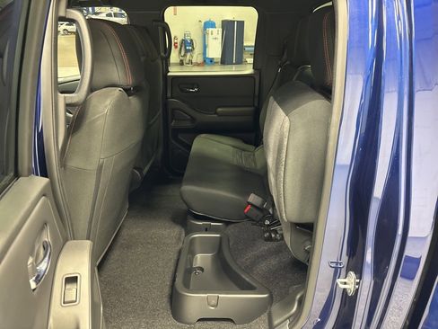 Used 2023 Nissan Frontier PRO-4X w/ Technology Package image 29