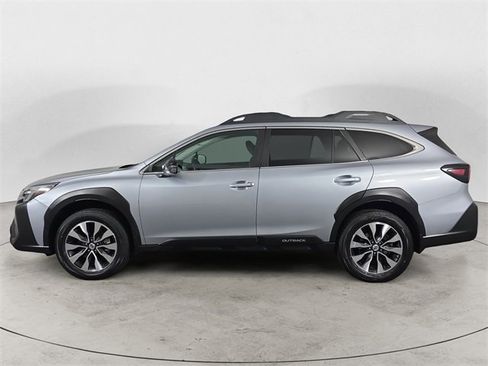 Certified 2023 Subaru Outback Limited XT image 2