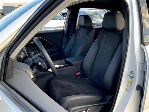 Used 2025 Acura ADX A-Spec image 7