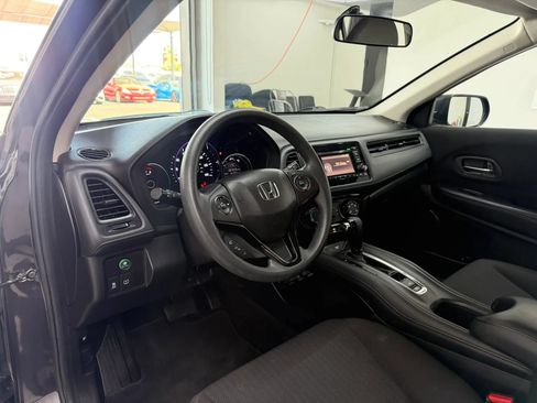 Used 2016 Honda HR-V LX image 16