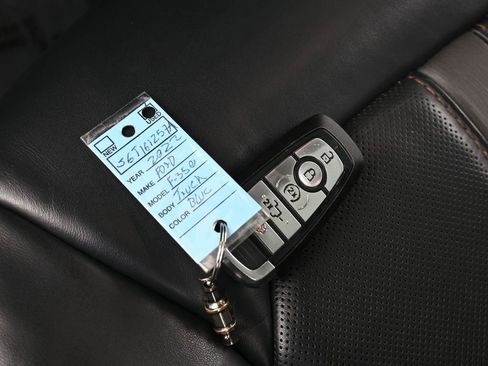 Used 2022 Ford F350 Platinum image 19