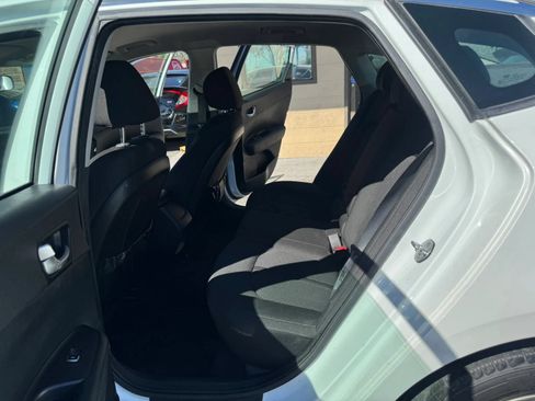 Used 2016 Kia Optima LX FWD image 9