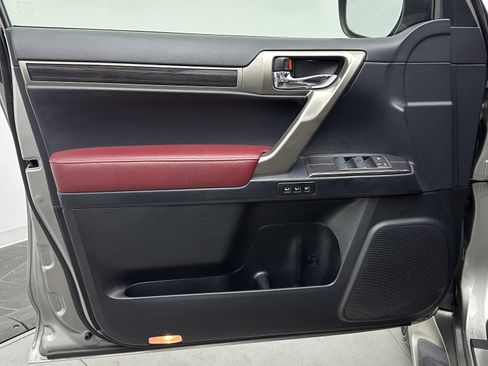 Used 2020 Lexus GX 460 Premium image 12