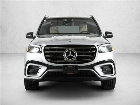 Certified 2025 Mercedes-Benz GLS 450 4MATIC image 2