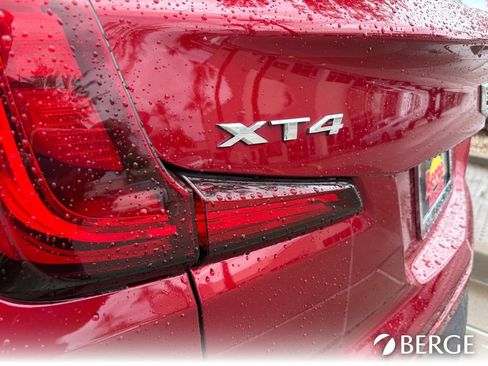 Used 2022 Cadillac XT4 Premium Luxury w/ Enhanced Visibility Package FWD image 10