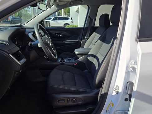 Used 2023 GMC Terrain SLE w/ Driver Convenience Package FWD image 12