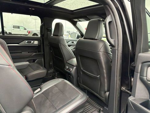 Certified 2025 Ford Explorer ST AWD/4WD image 22