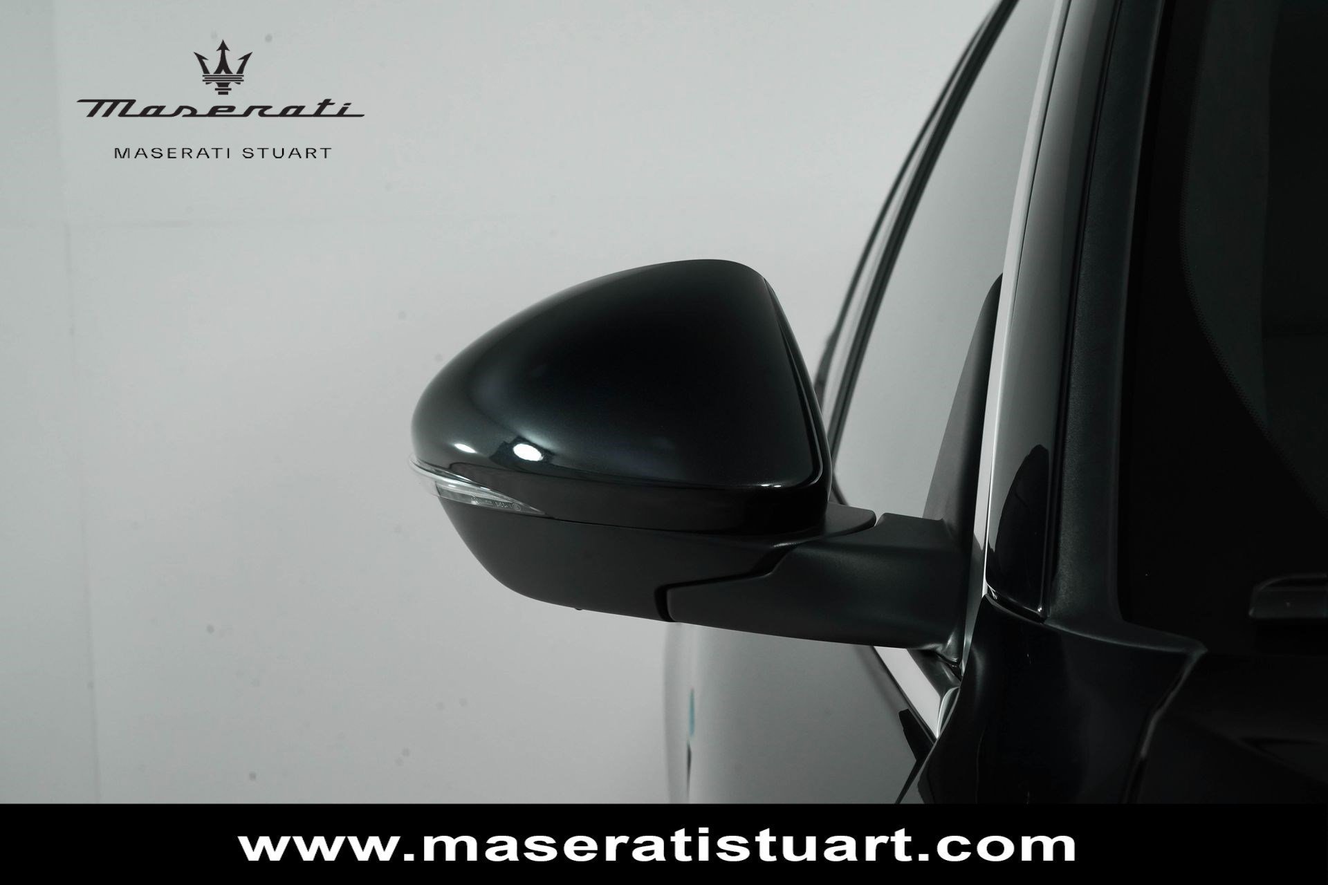 Used 2025 Maserati Grecale Modena AWD/4WD image 14