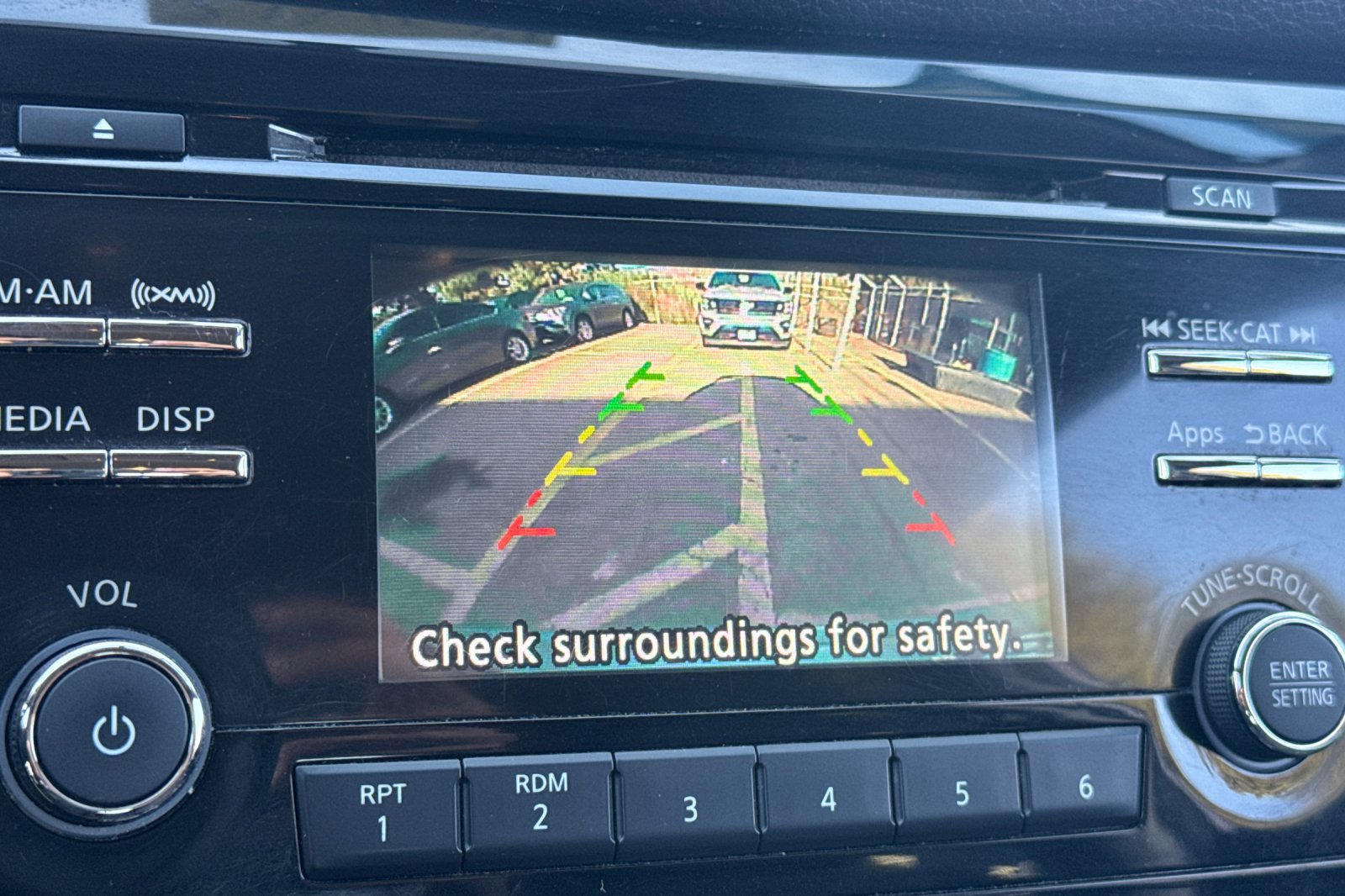 Used 2016 Nissan Rogue S FWD image 23